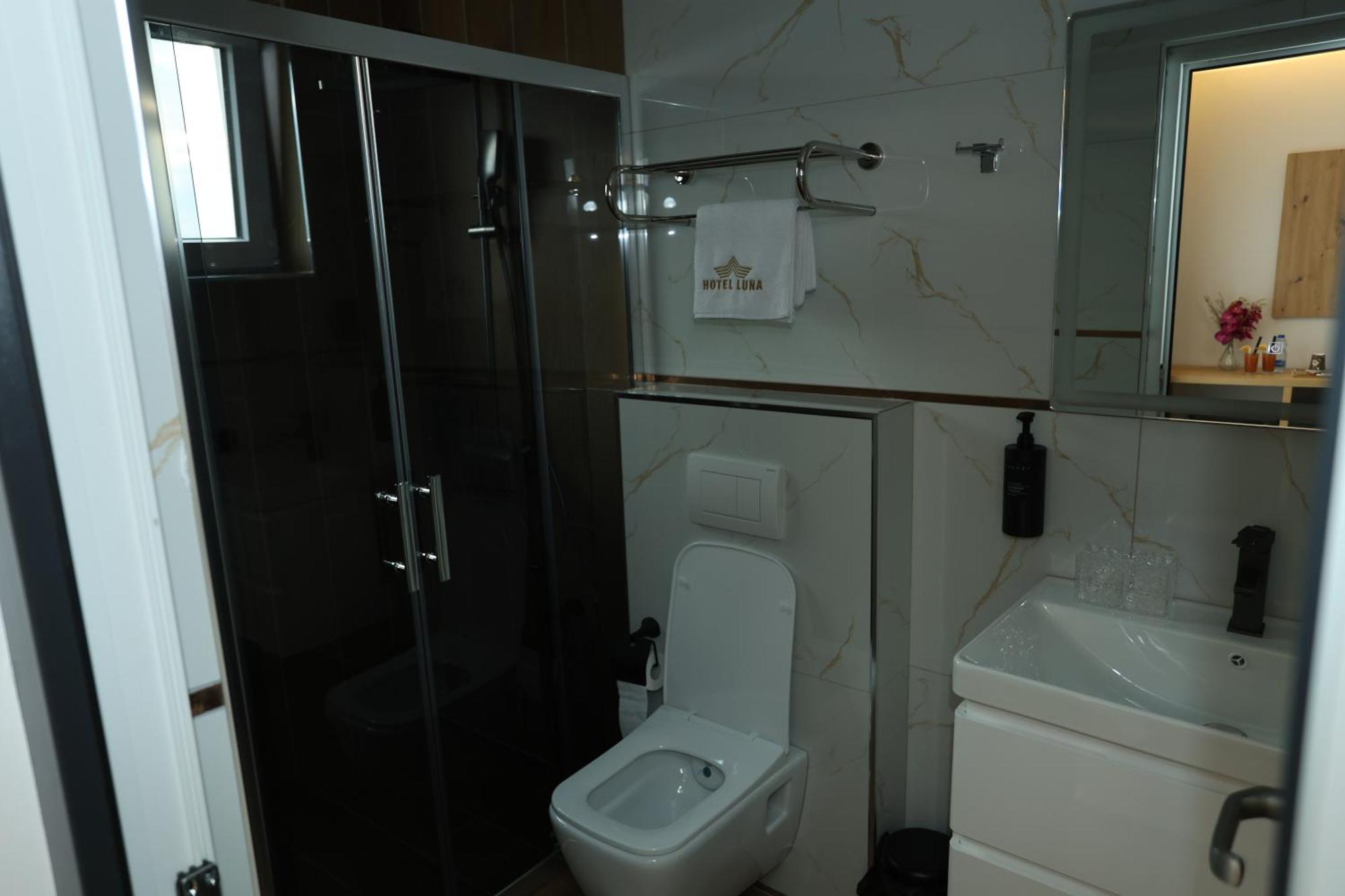 Hotel Luna Prizren Exterior photo